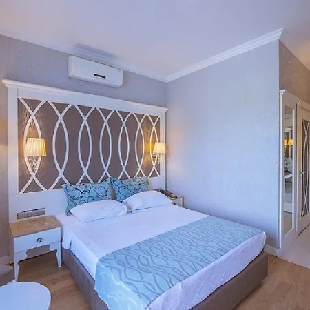 Ocean Blue High Class & Hotell