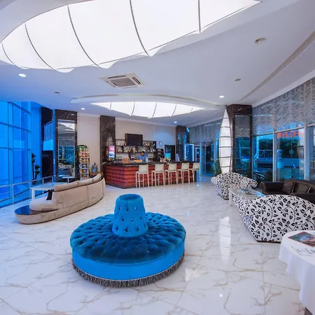 Ocean Blue High Class & ホテル