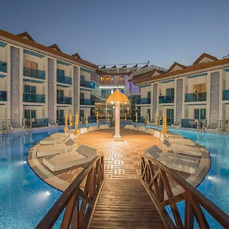 Ocean Blue High Class & ホテル 4*