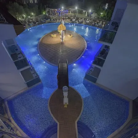 Ocean Blue High Class & ホテル 4*