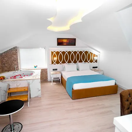 Ocean Blue Hotel & Spa 4* Ölüdeniz