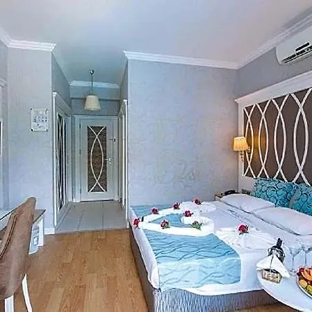 Ocean Blue High Class & 4*
