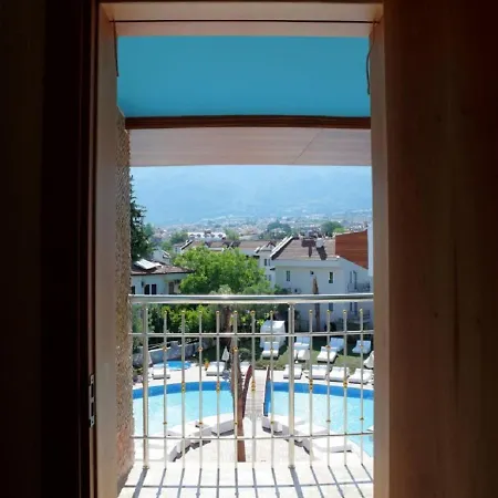 Ocean Blue High Class & Szálloda